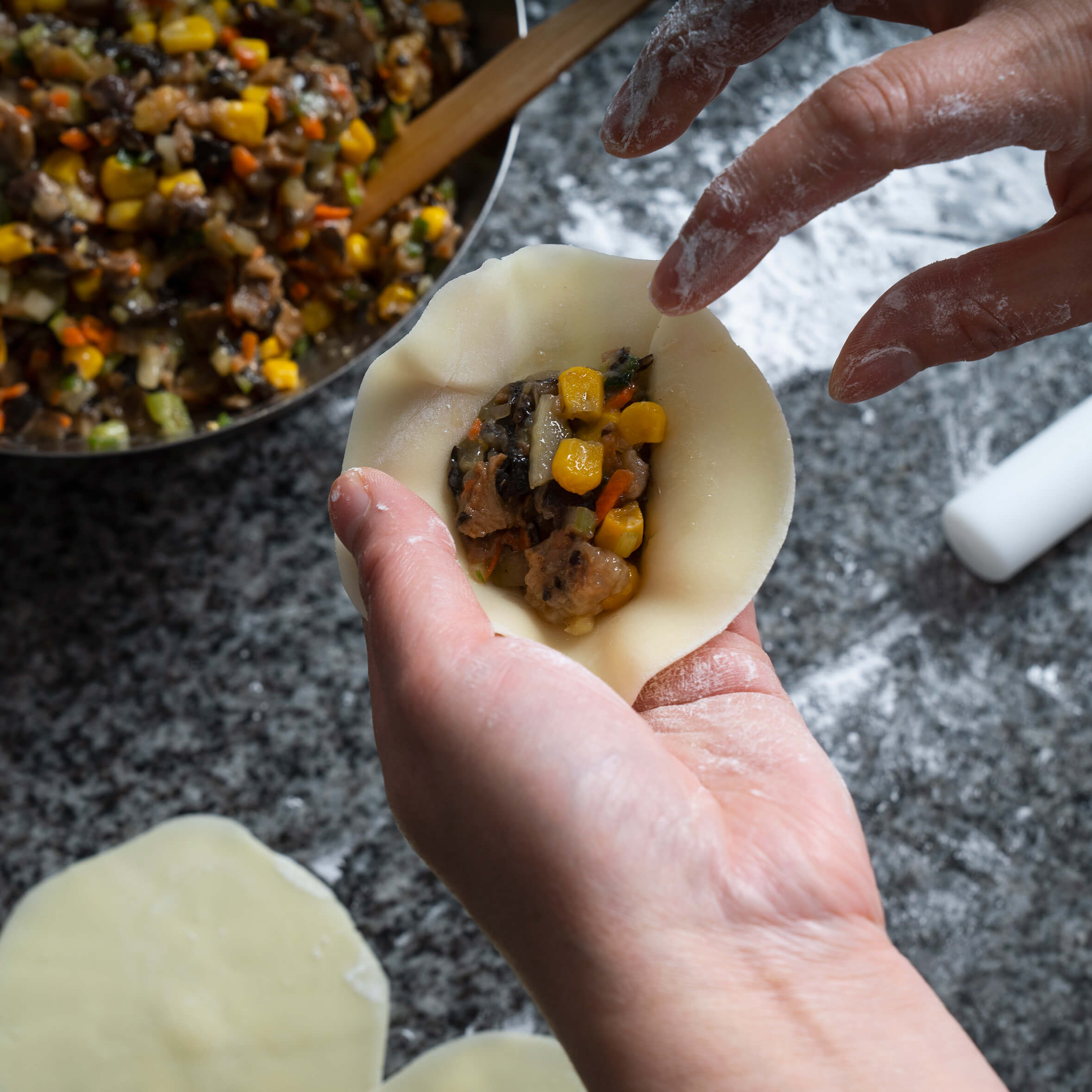 Vegetable Crystal Dumplings (4pcs) (VEGAN) 蔬菜水晶饺 (4个)